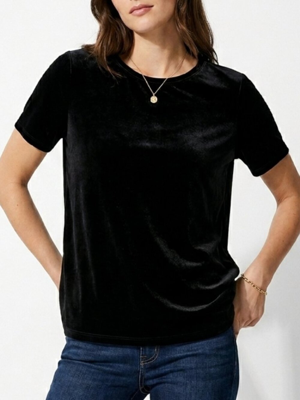 Two by Vince Camuto Black Velvet Soft Cozy Whimsigoth Tee Size L Large